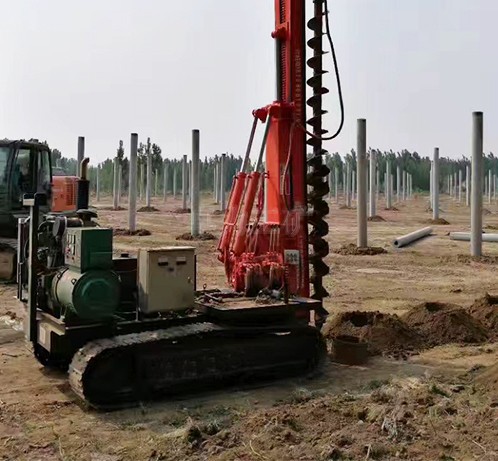 太陽能光伏打樁機如何保養(yǎng)維護