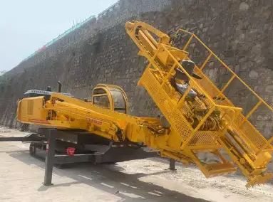 履帶式錨桿鉆機(jī)安全操作