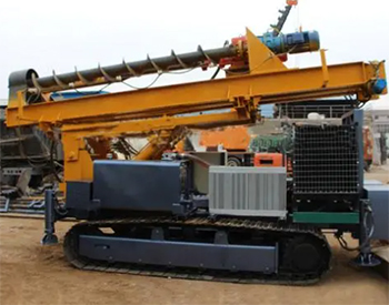 履帶打樁機(jī)的特點(diǎn)