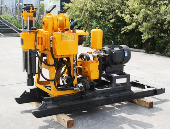全液壓水井鉆機(jī)