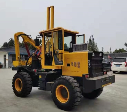 公路護(hù)欄打樁機(jī)的操作步驟 公路護(hù)欄打樁機(jī)的操作步驟