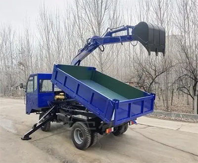 四不像隨車挖行車注意事項(xiàng)