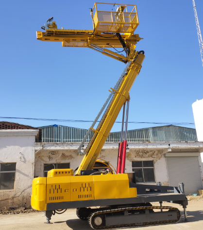 履帶式護(hù)坡鉆機(jī)使用方法