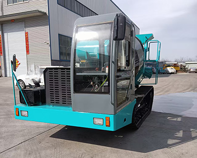 礦安定制四不像攪拌車(chē)